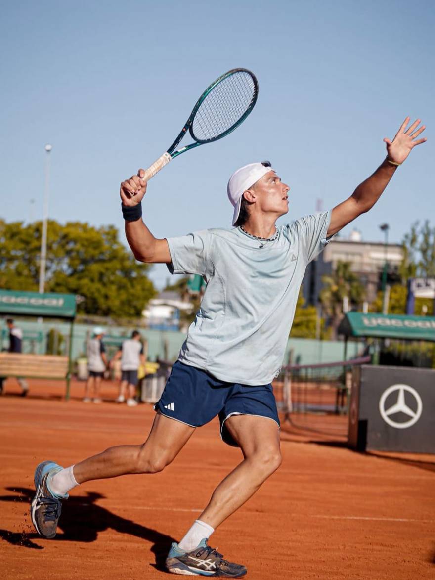Tenis: Lucio Ratti brilló ante los mejores del país
